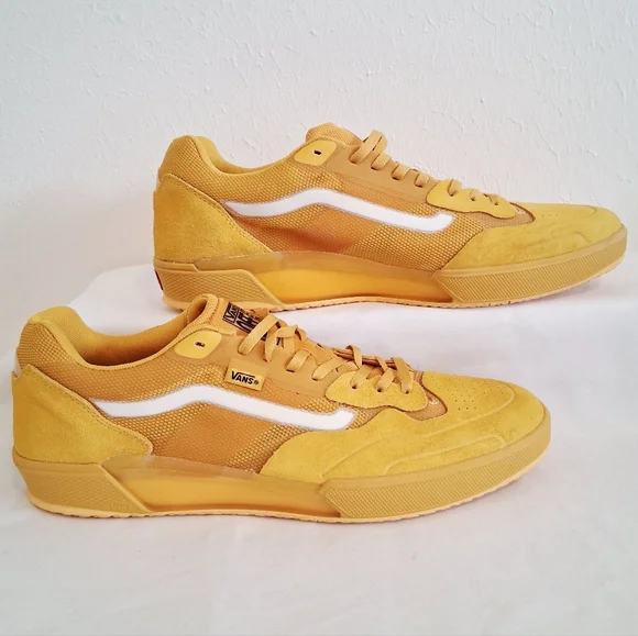 Vans Ave Pro 2.0 Gold Suede Skateboarding